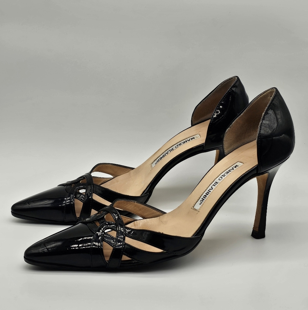 Manolo Blahnik Glossy Black Heels